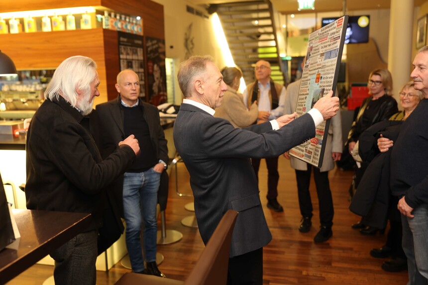 F91A8222.jpg F91A8222.jpg