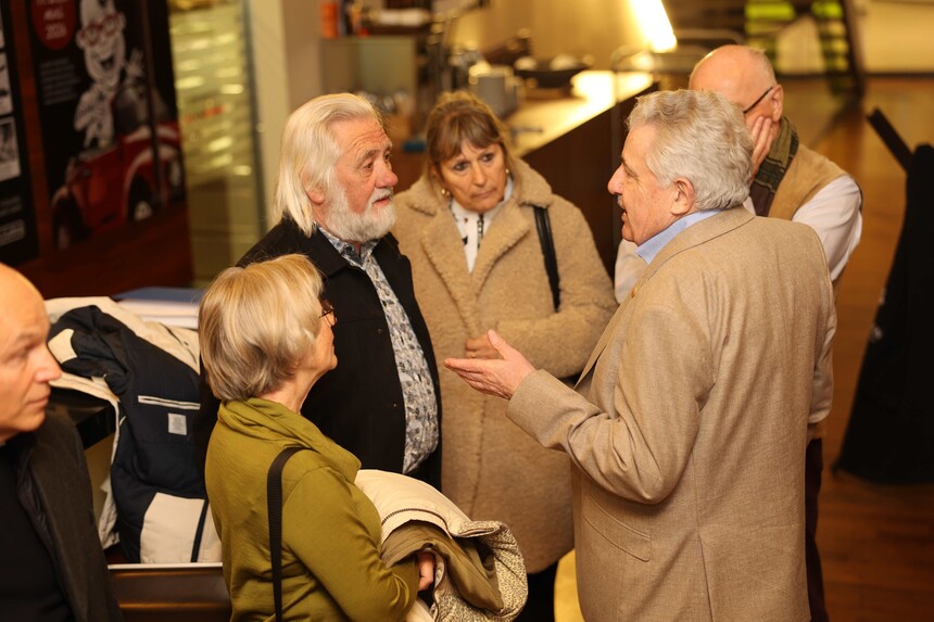 F91A8270.jpg F91A8270.jpg