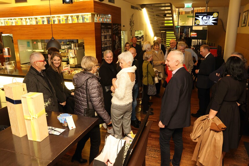 F91A8301.jpg F91A8301.jpg