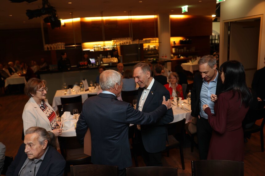 F91A8471.jpg F91A8471.jpg