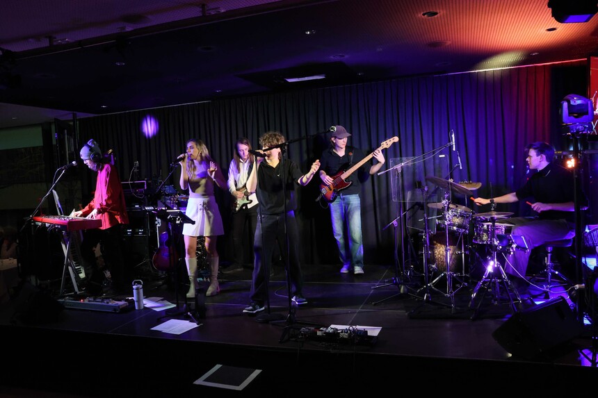 F91A9277.jpg F91A9277.jpg